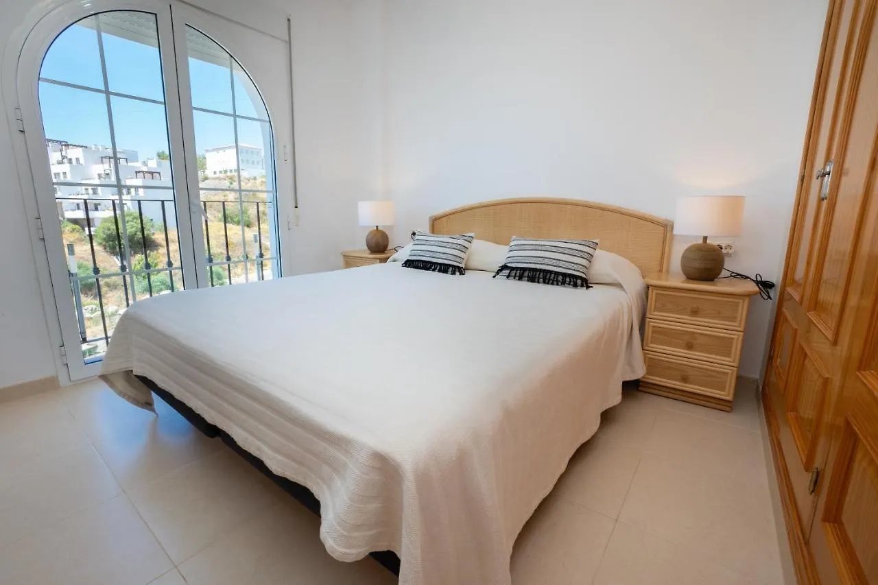 Penthouse Las Gaviotas Ii-2E Menyber Nerja Spain