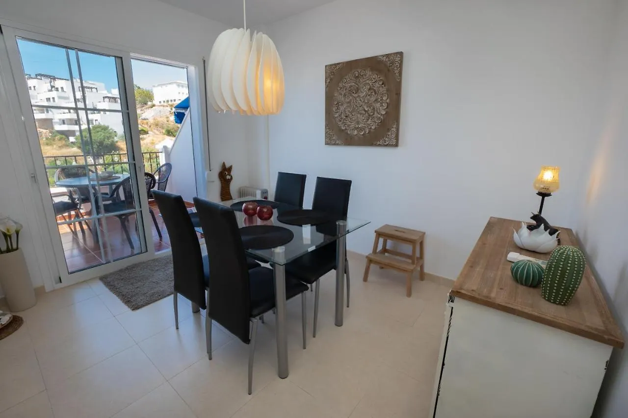 Apartment Penthouse Las Gaviotas Ii-2E Menyber Nerja Spain