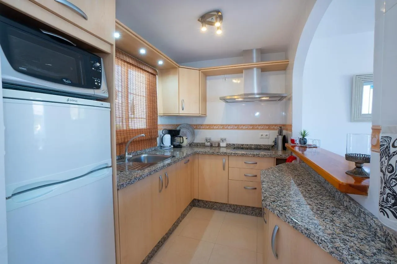 Penthouse Las Gaviotas Ii-2E Menyber Nerja 0*,  Spain